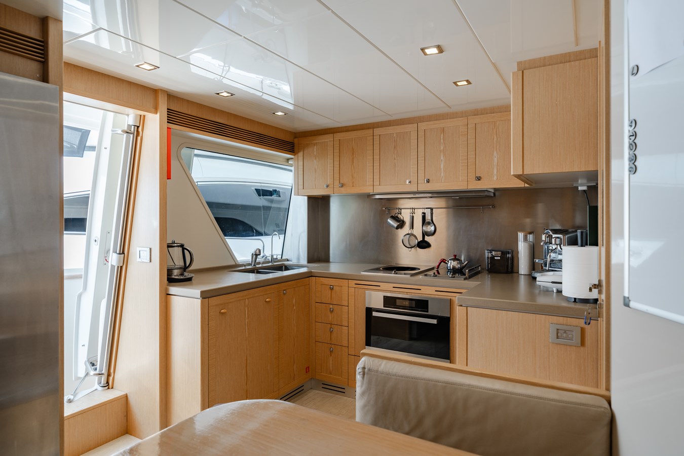 Ferretti Custom Line Cruising Yacht GIADA For Sale