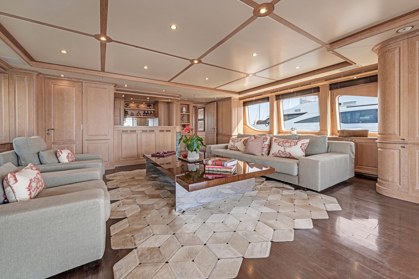 Benetti Yachts Motor Boat Soho For Sale