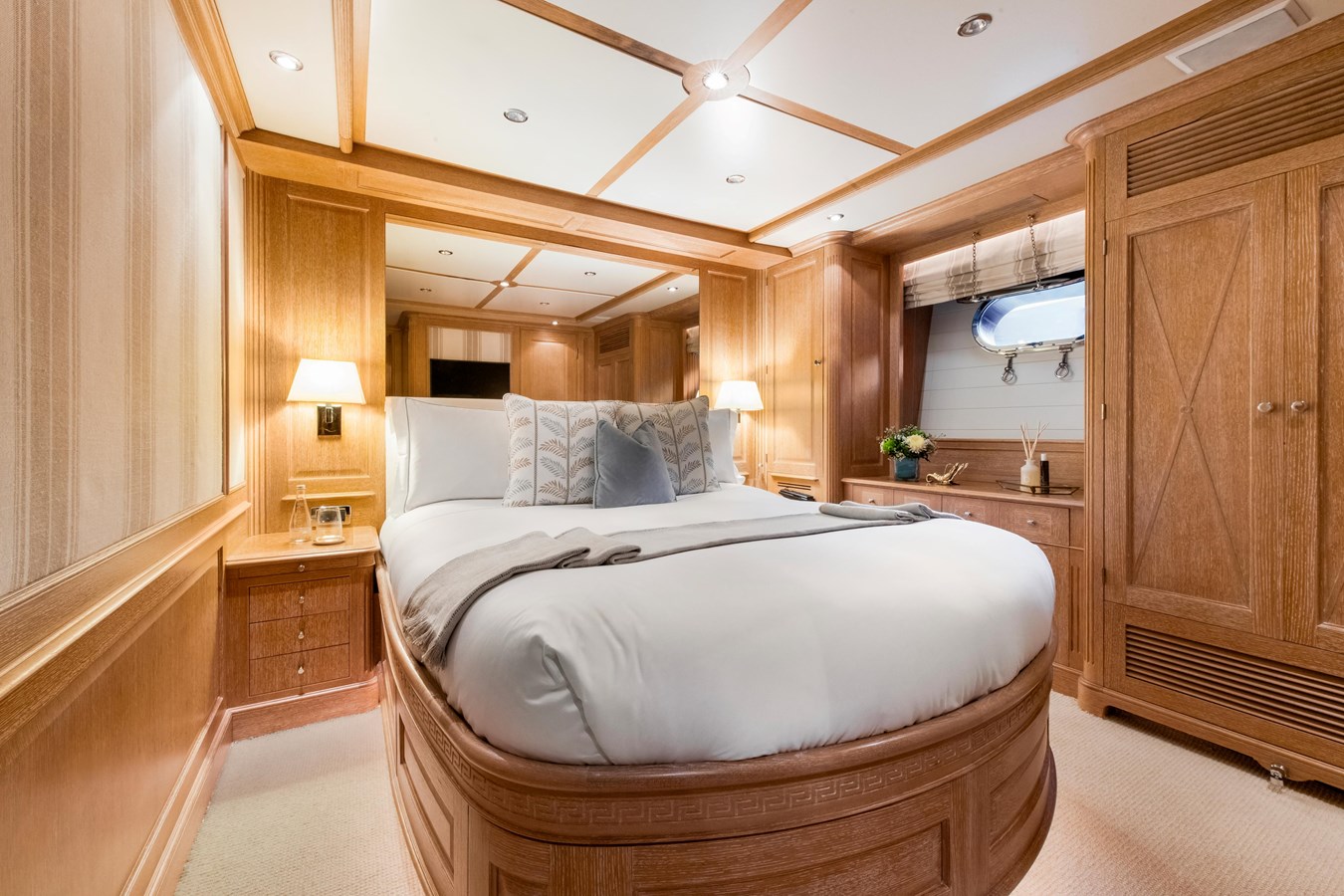 Benetti Yachts Motor Boat Soho For Sale