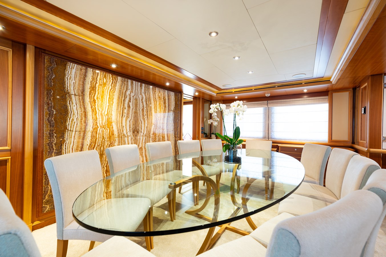 Crn Motor Yacht EMOTION 2 For Sale