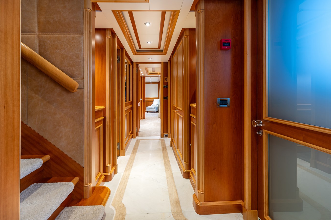 Crn Motor Yacht EMOTION 2 For Sale