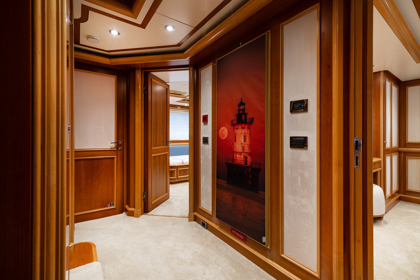 Crn Motor Yacht EMOTION 2 For Sale