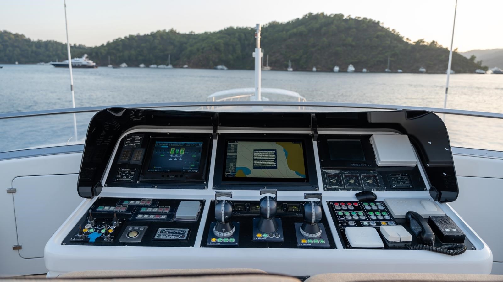 Mangusta Motor Yacht SEA PEARL For Sale
