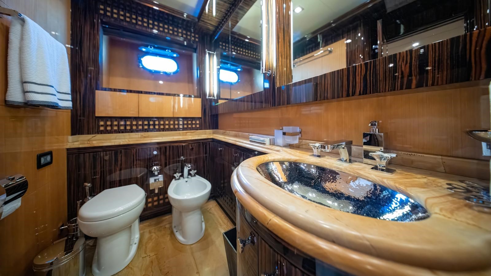 Mangusta Motor Yacht SEA PEARL For Sale