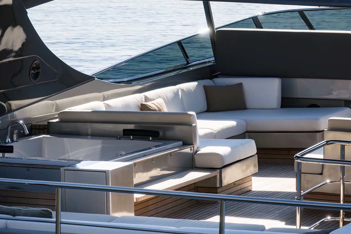 Canados Motor Yacht CANALI For Sale