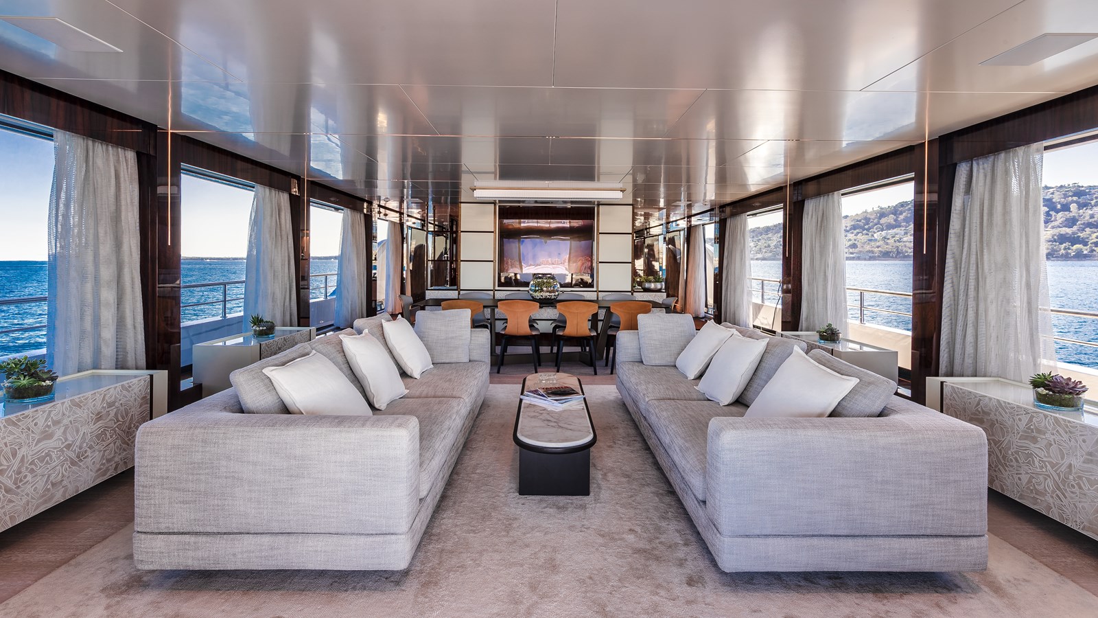 Canados Motor Yacht OCEANIC 143 For Sale