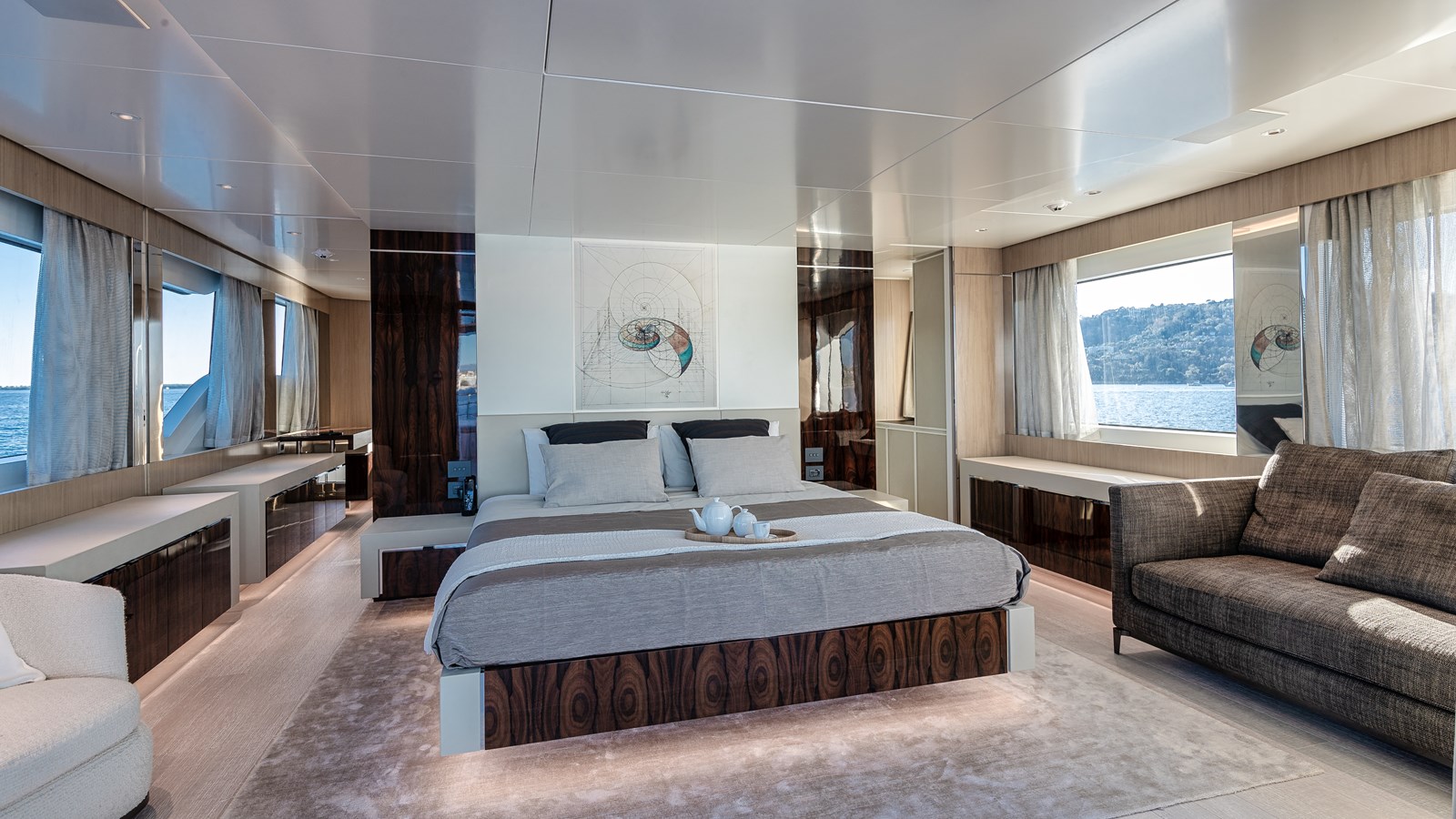 Canados Motor Yacht OCEANIC 143 For Sale