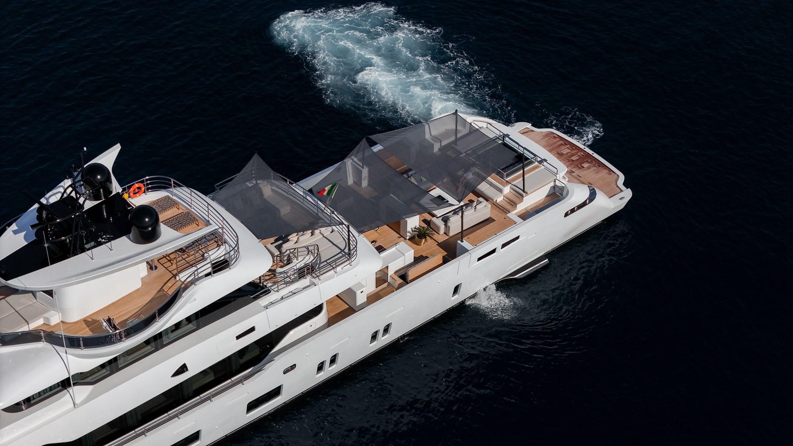 Canados Motor Yacht OCEANIC 143 For Sale