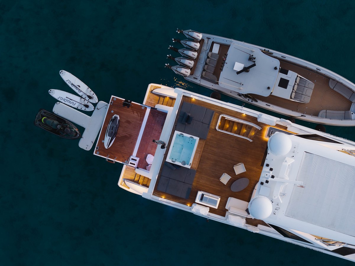 Azimut Yachts Commercial Vessel CARPE DIEM For Sale