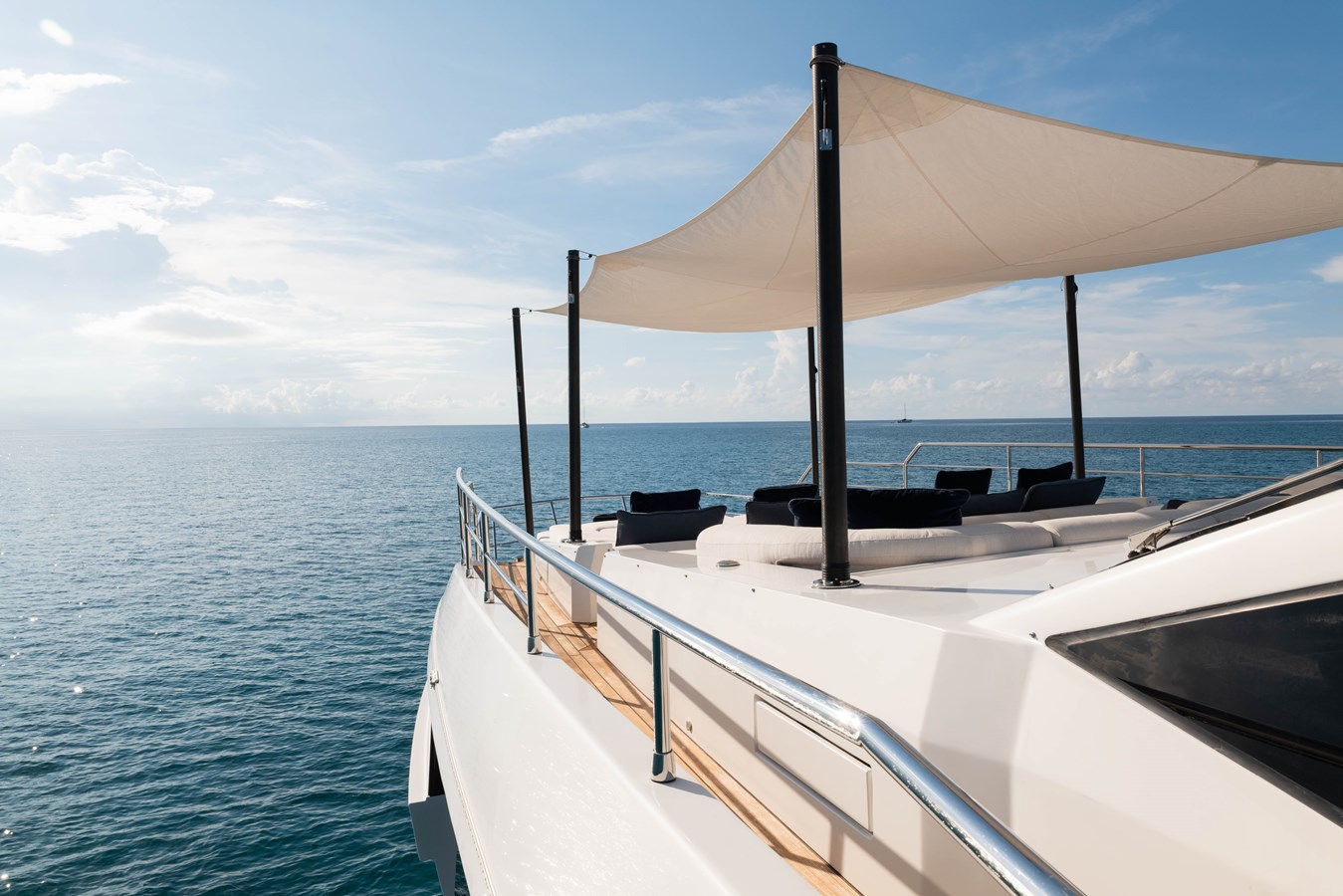 Azimut Yachts Commercial Vessel CARPE DIEM For Sale