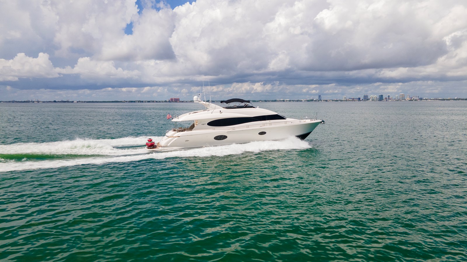 Lazzara Yachts Motor Yacht LIVING THE DREAM For Sale
