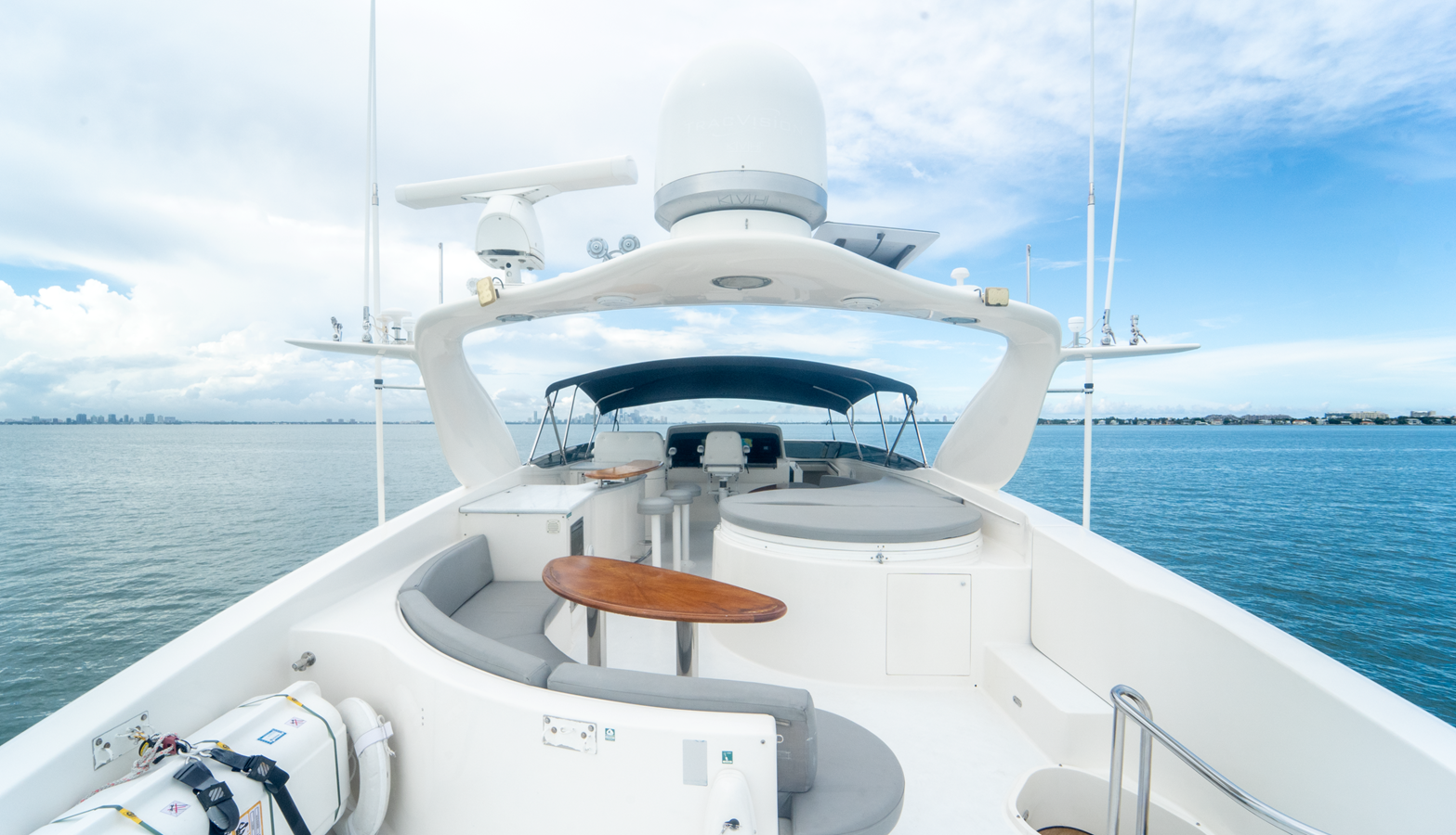 Lazzara Yachts Motor Yacht LIVING THE DREAM For Sale