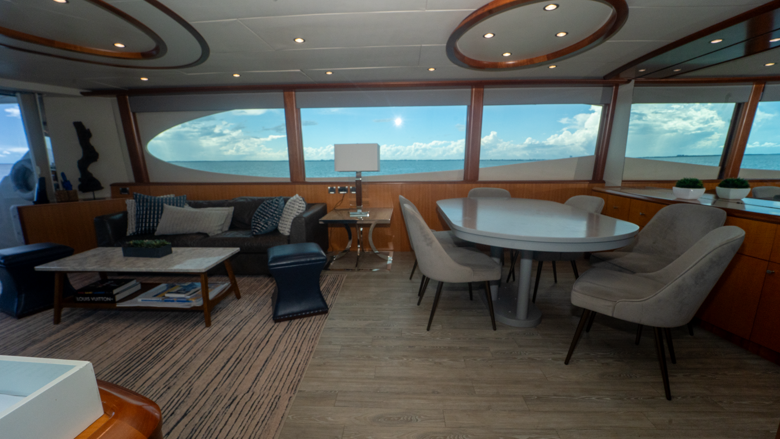 Lazzara Yachts Motor Yacht LIVING THE DREAM For Sale