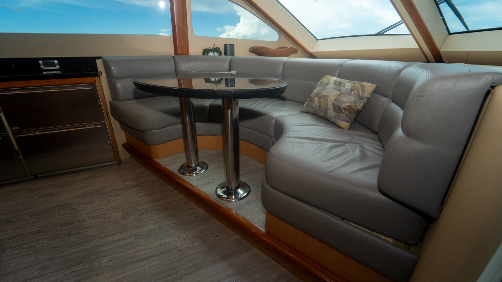 Lazzara Yachts Motor Yacht LIVING THE DREAM For Sale