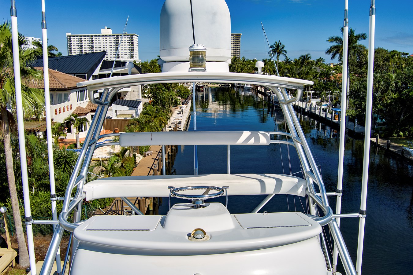 Viking Motor Yacht VKY74038A808 For Sale