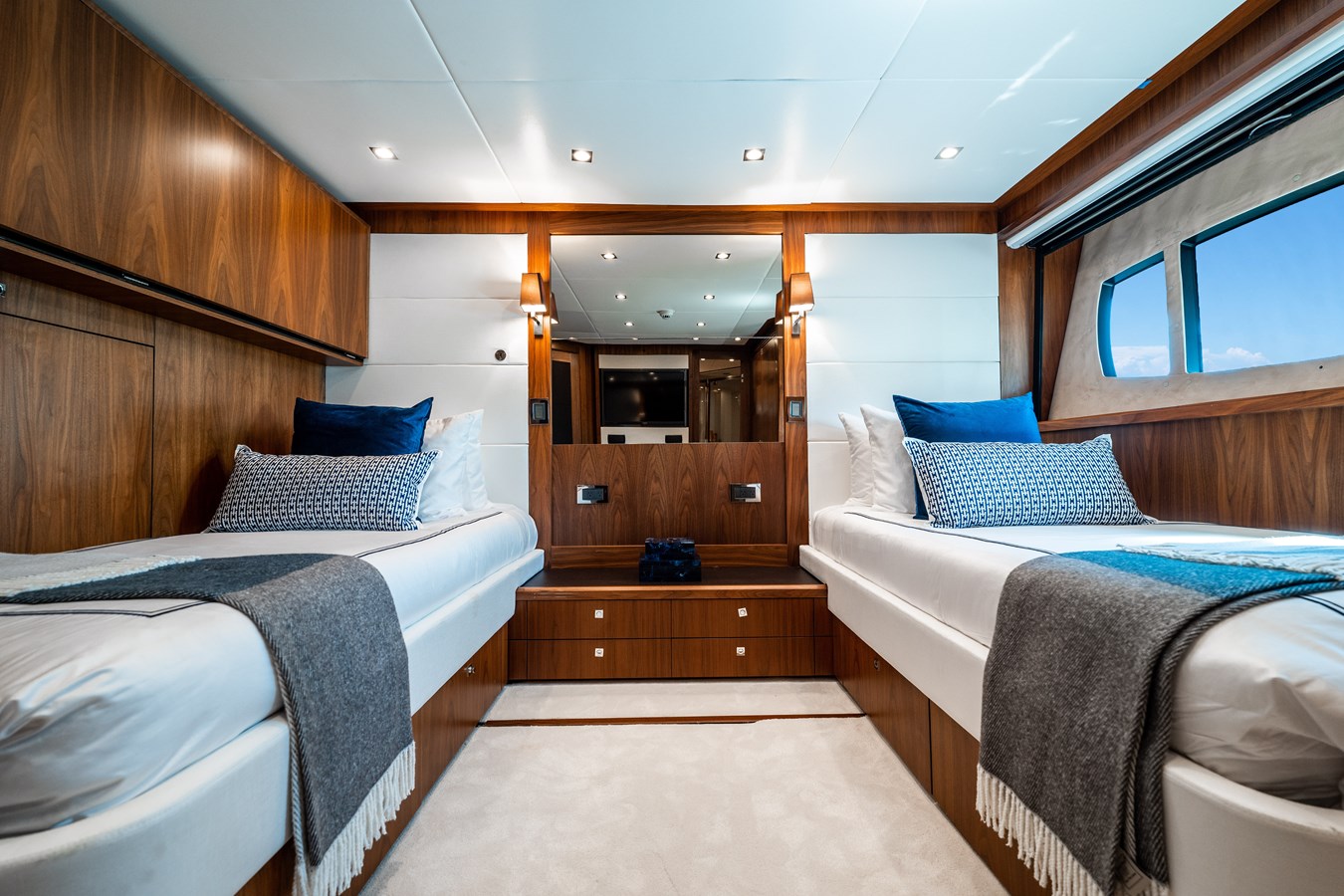 Sunseeker Motor Yacht ABOUT TIME For Sale