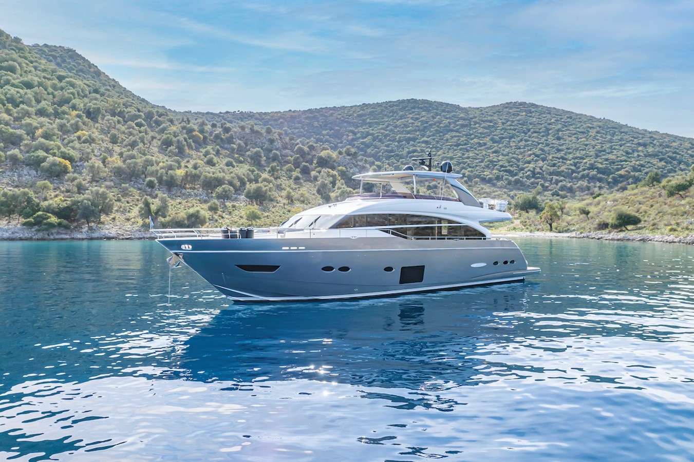Princess Yachts Motor Yacht Lady Parisa For Sale