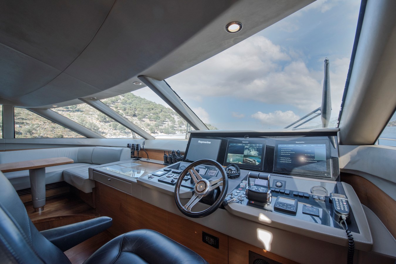 Princess Yachts Motor Yacht Lady Parisa For Sale