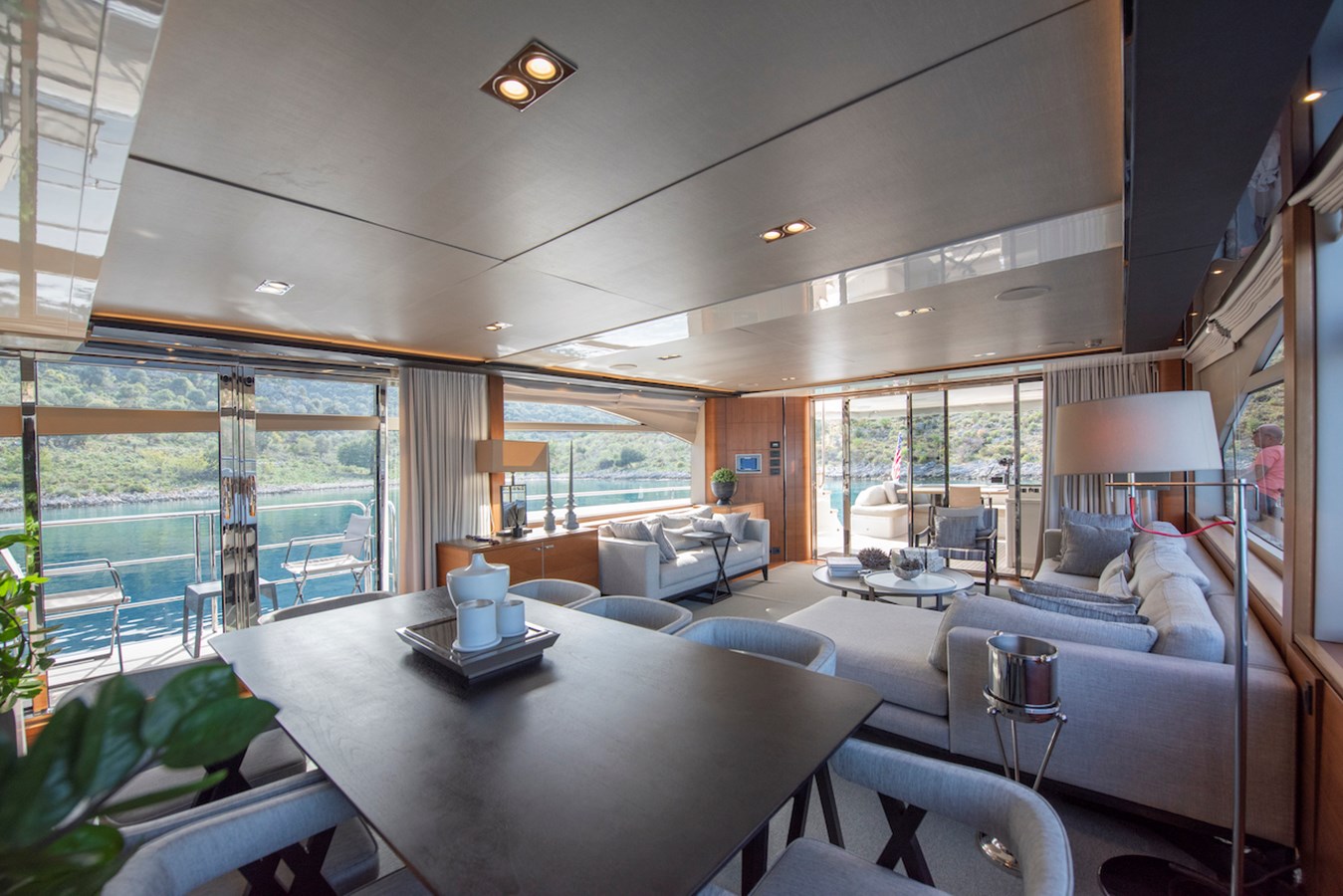 Princess Yachts Motor Yacht Lady Parisa For Sale