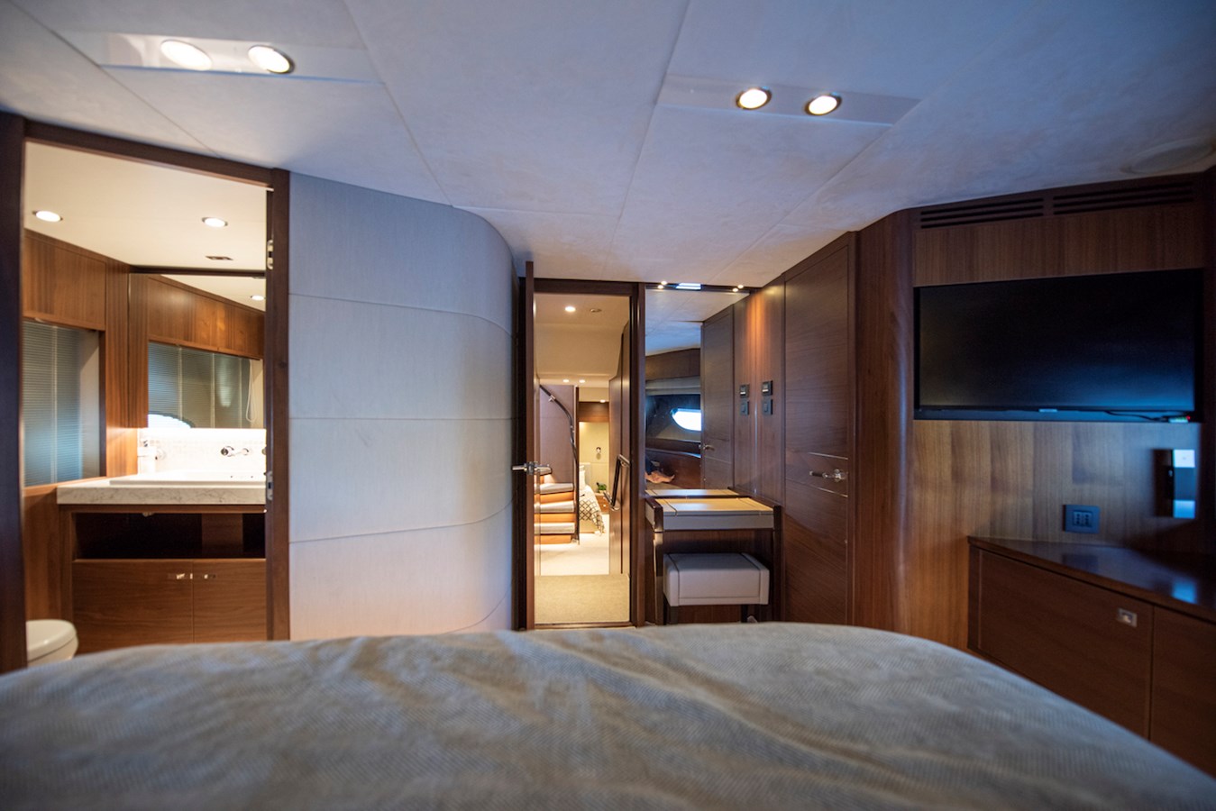 Princess Yachts Motor Yacht Lady Parisa For Sale