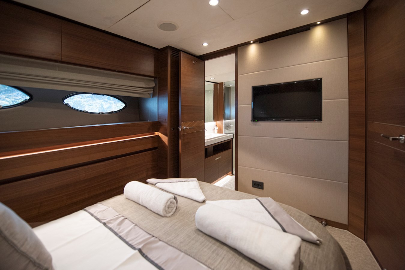 Princess Yachts Motor Yacht Lady Parisa For Sale