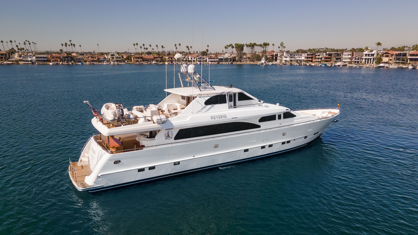 Horizon Motor Yachts Motor Yacht REVERIE  For Sale