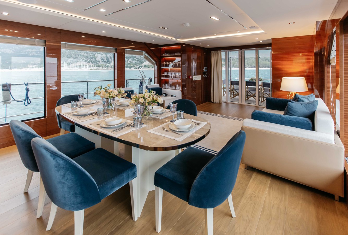 Bering Yachts Motor Yacht PAPILLON For Sale