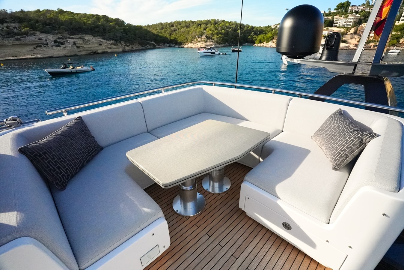 Azimut Yachts Motor Yacht APRICITY For Sale