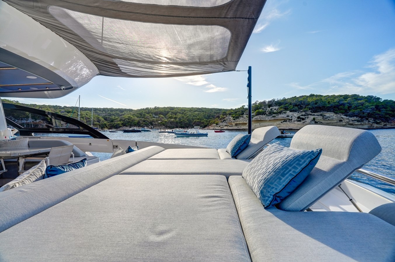 Azimut Yachts Motor Yacht APRICITY For Sale