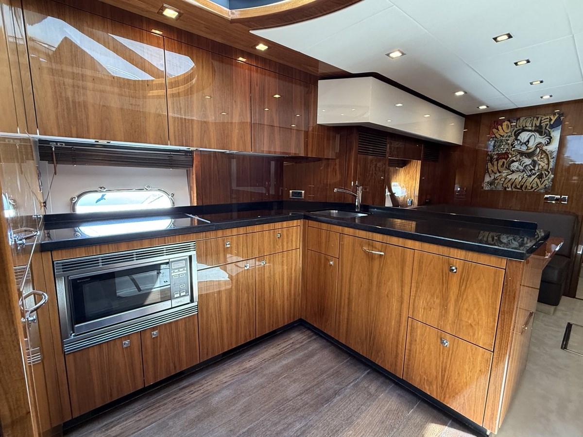 Sunseeker Motor Yacht M/Y TITAN For Sale
