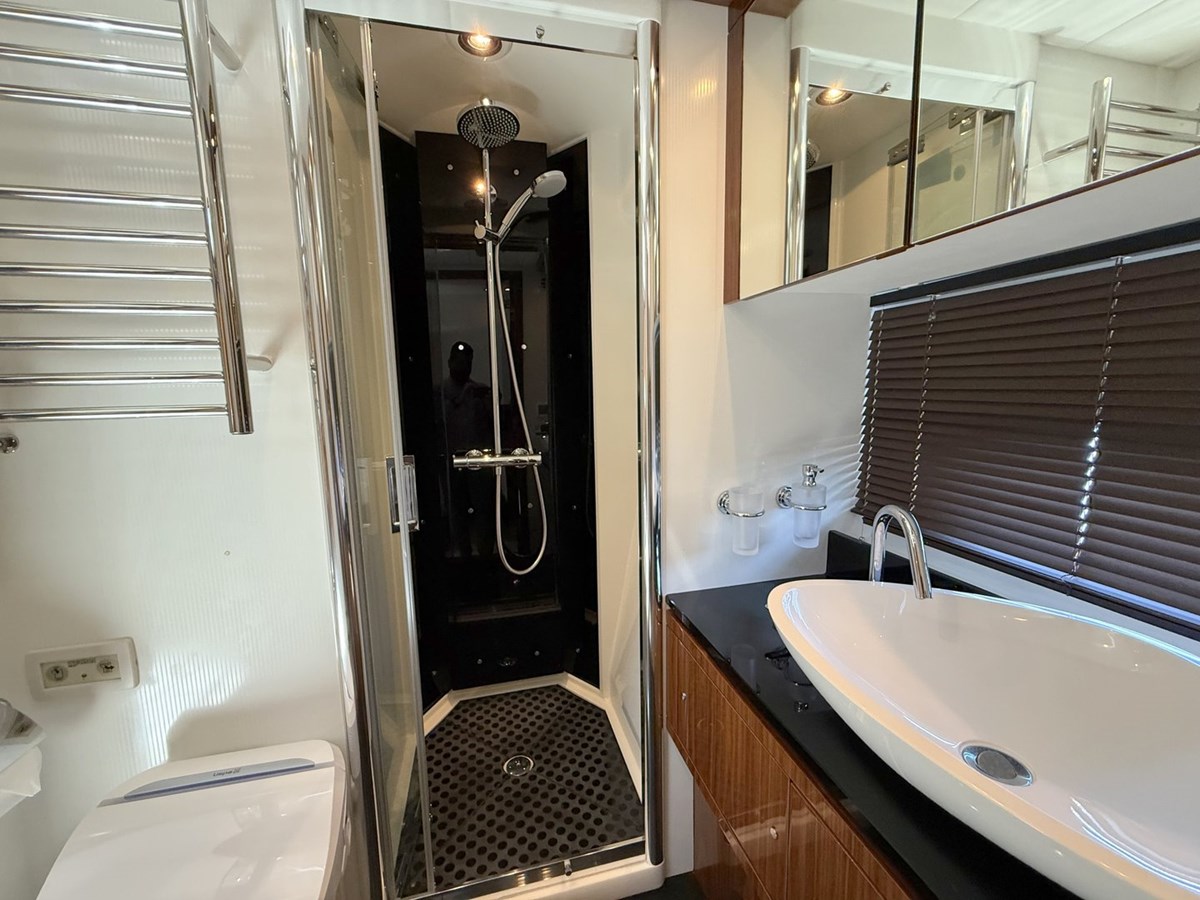 Sunseeker Motor Yacht M/Y TITAN For Sale