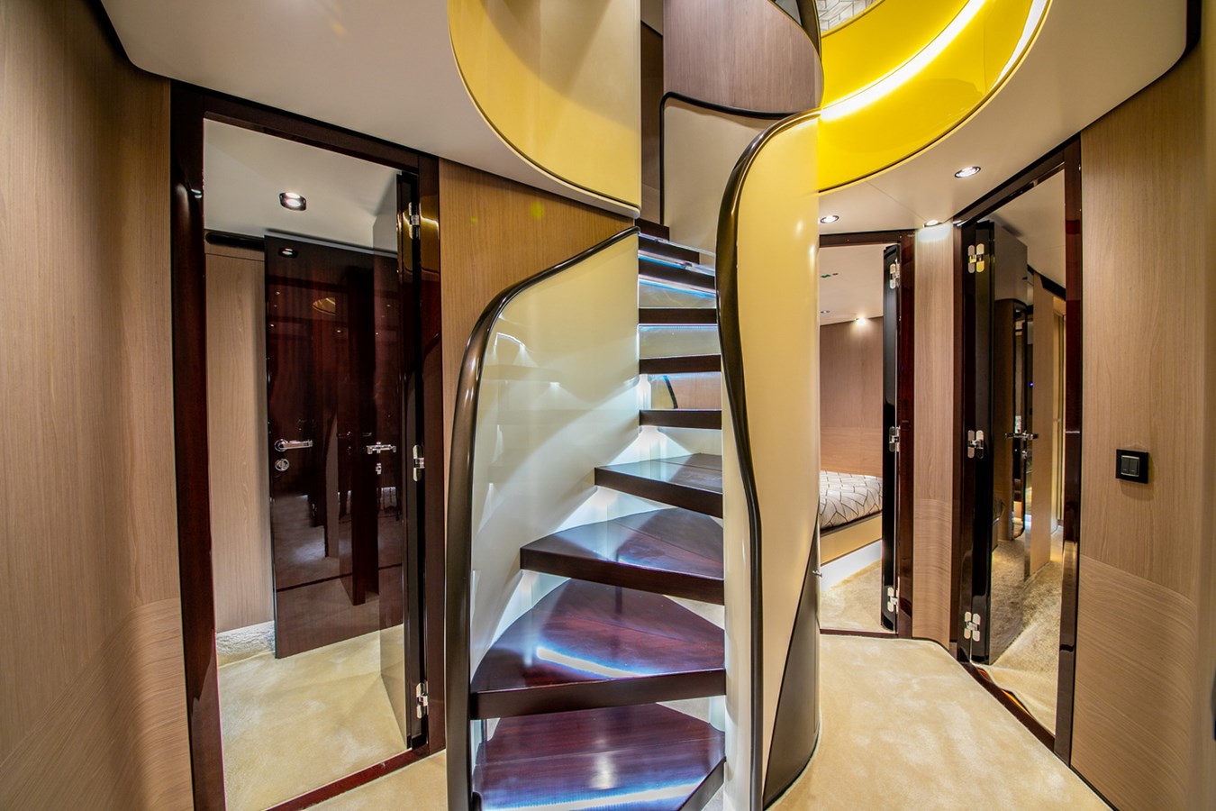 Azimut Yachts Motor Yacht NIRVANA BY THE SEA For Sale