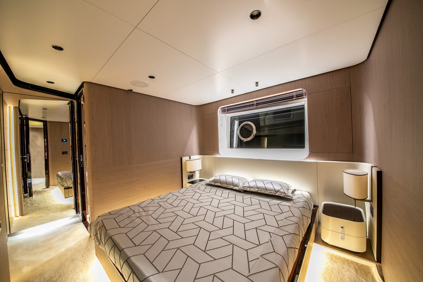 Azimut Yachts Motor Yacht NIRVANA BY THE SEA For Sale