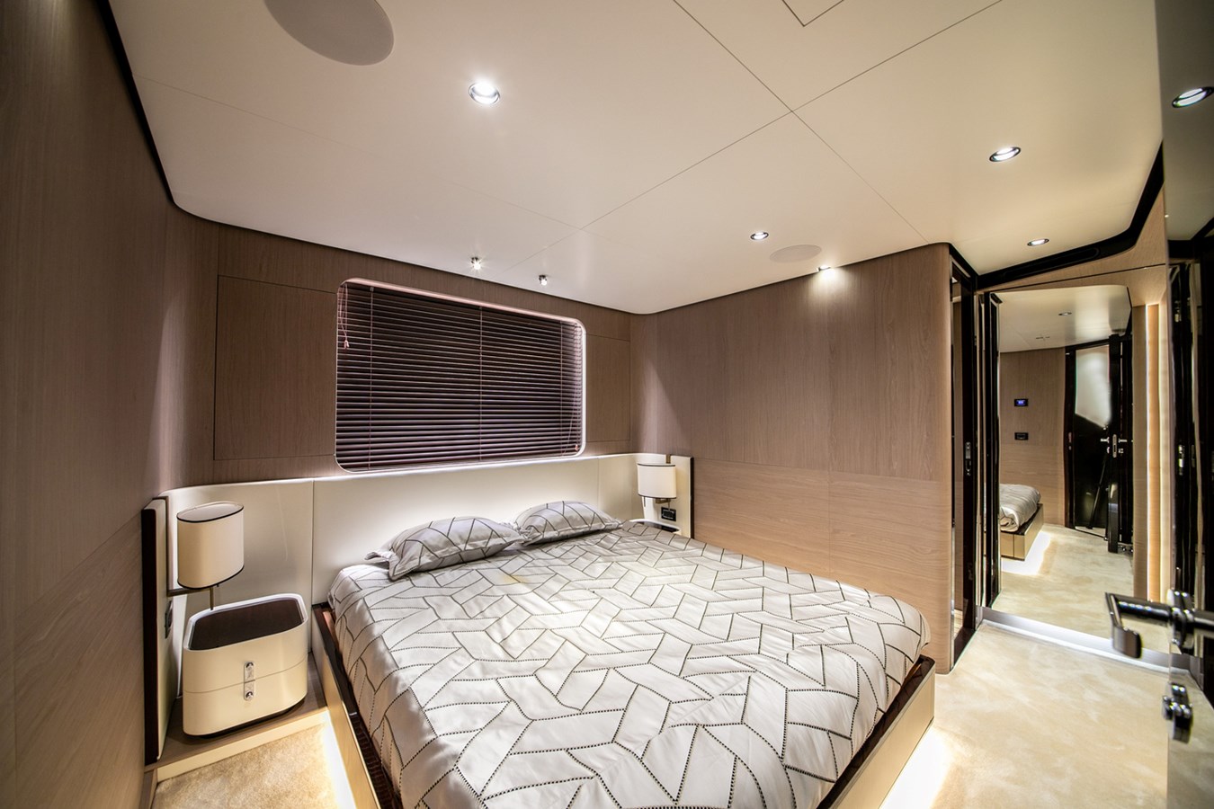 Azimut Yachts Motor Yacht NIRVANA BY THE SEA For Sale