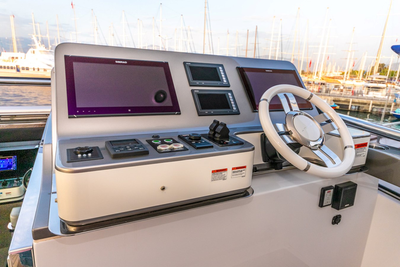 Azimut Yachts Motor Yacht NIRVANA BY THE SEA For Sale