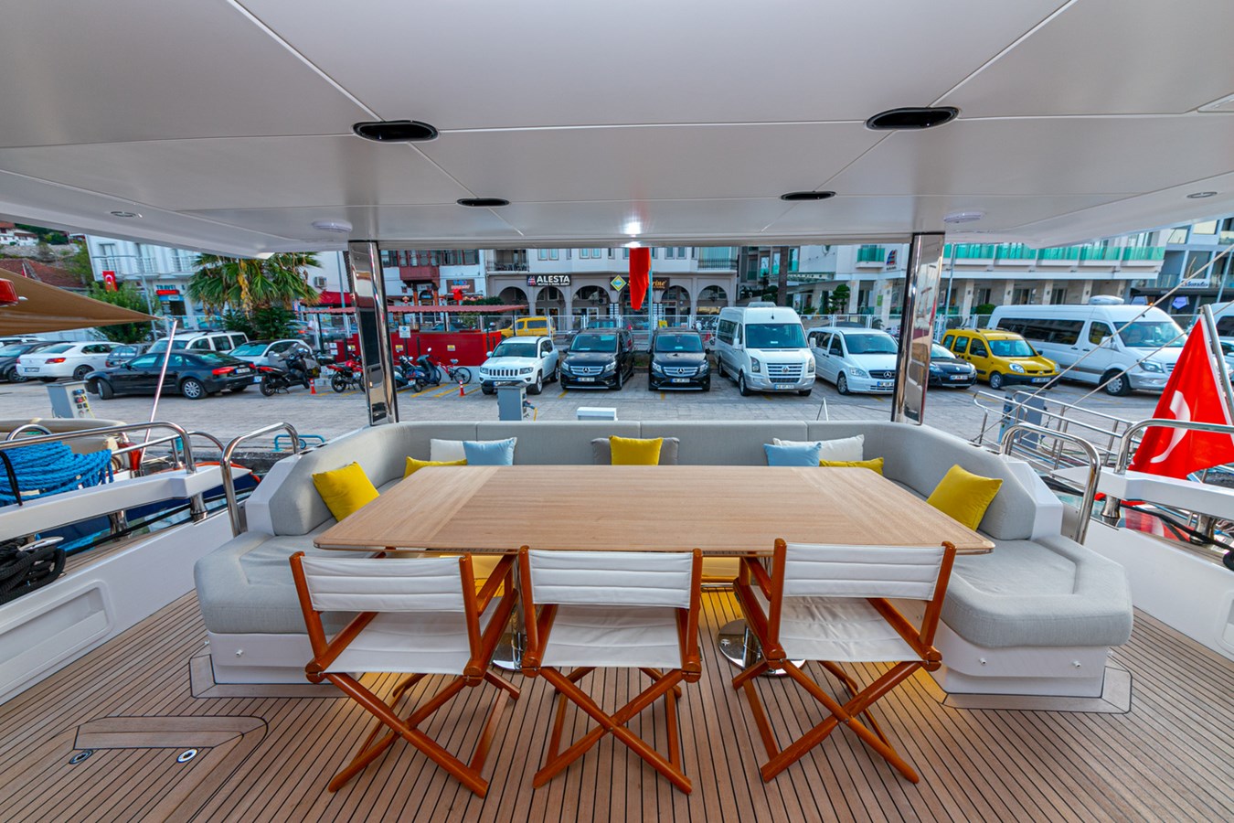 Azimut Yachts Motor Yacht NIRVANA BY THE SEA For Sale