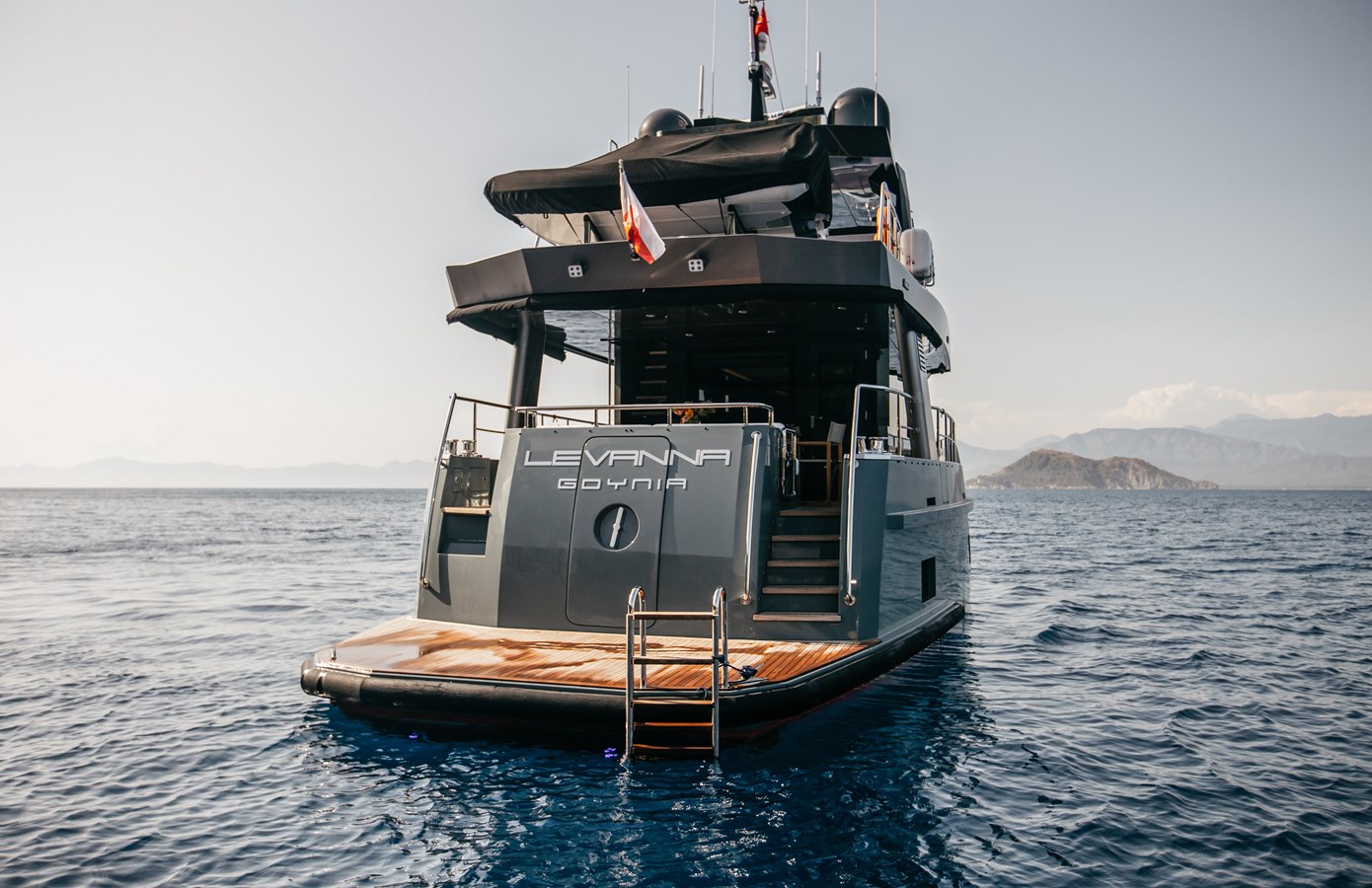 Bering Yachts Motor Yacht LEVANNA For Sale