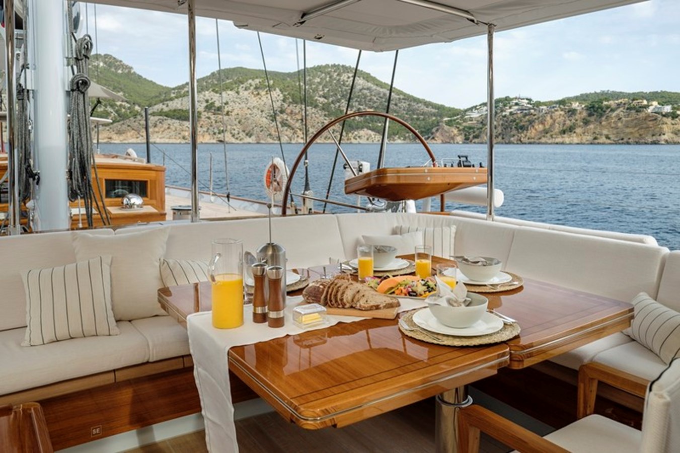 Royal Huisman Cruising Ketch APSARA For Sale