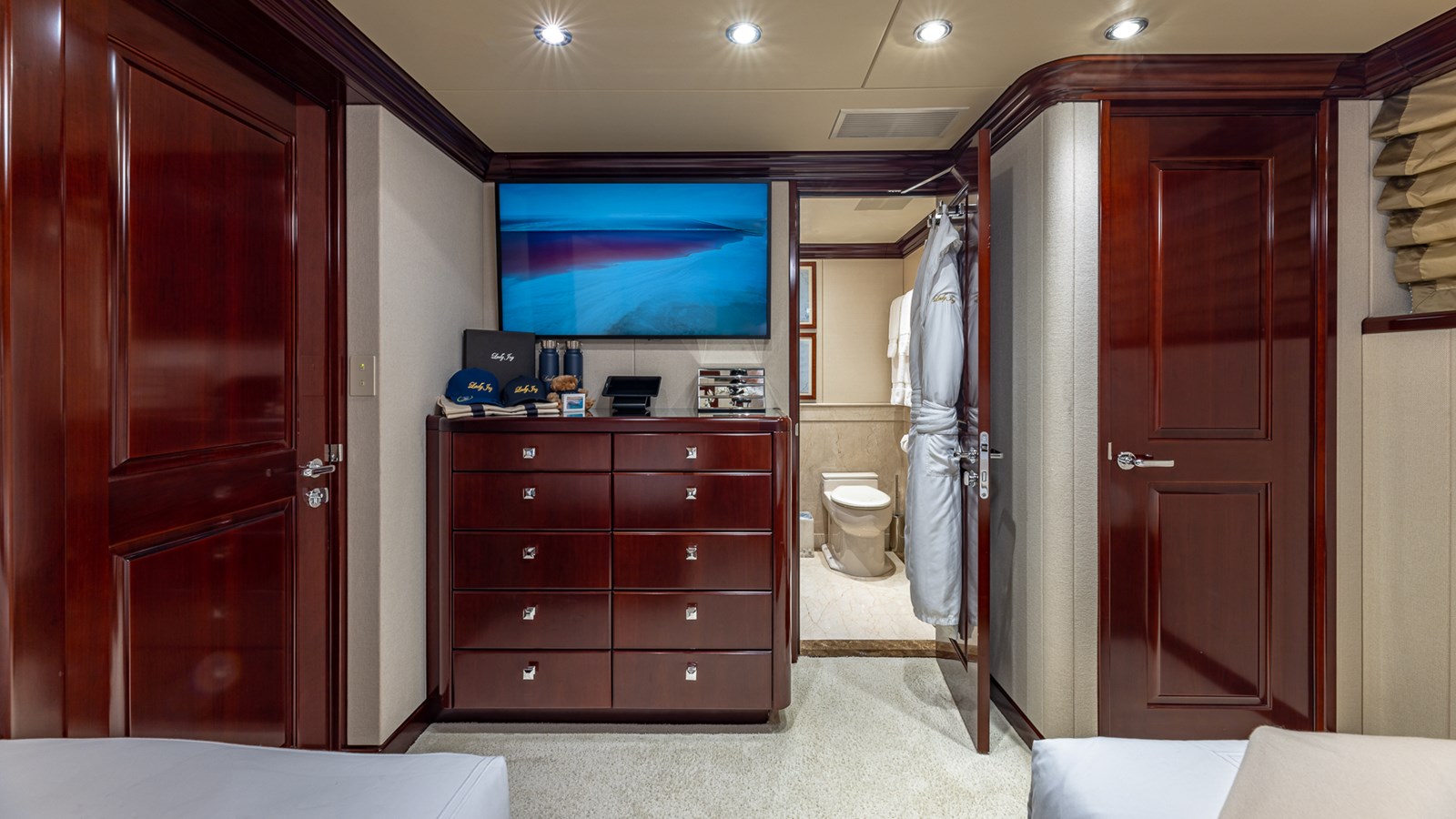 Christensen Motor Yacht LADY JOY For Sale