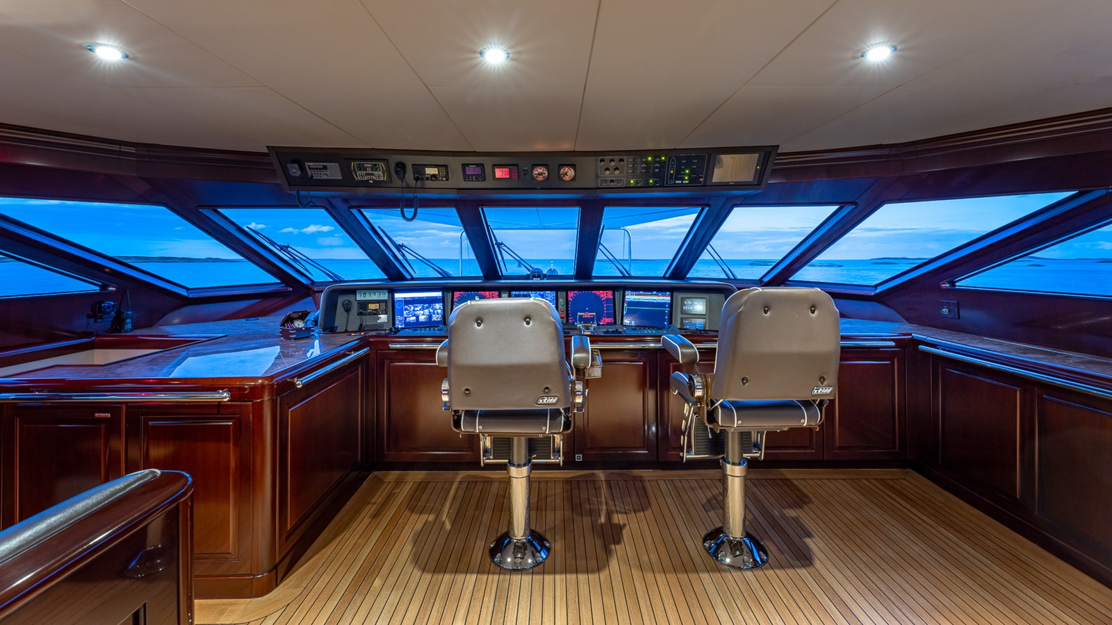 Christensen Motor Yacht LADY JOY For Sale