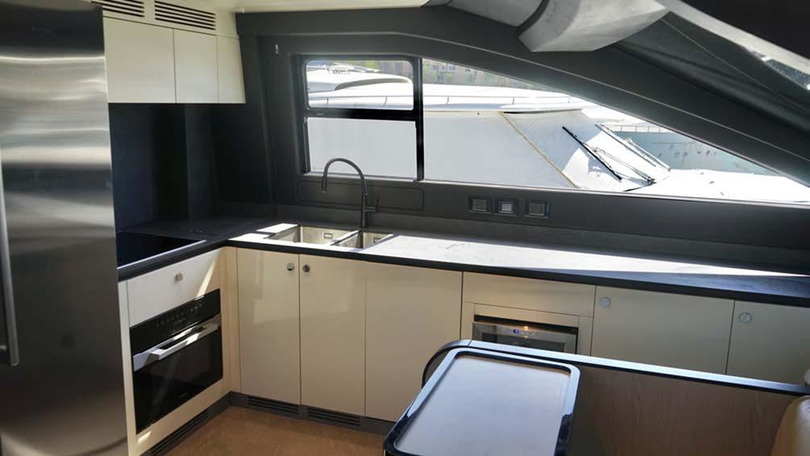 Azimut Yachts Motor Yacht KOKO For Sale