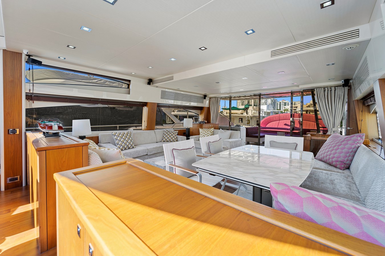 Sunseeker Motor Yacht GBXSK84PRD13 For Sale