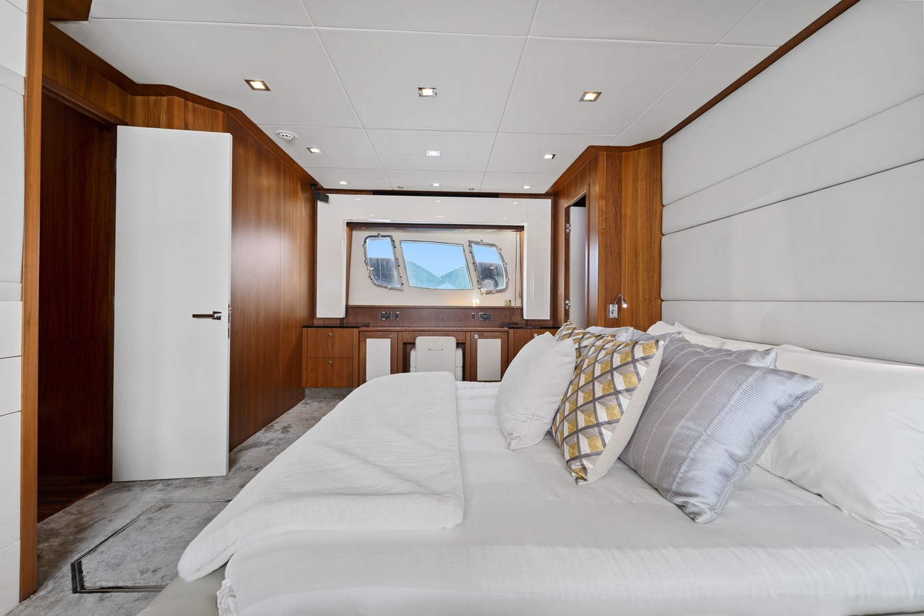 Sunseeker Motor Yacht GBXSK84PRD13 For Sale
