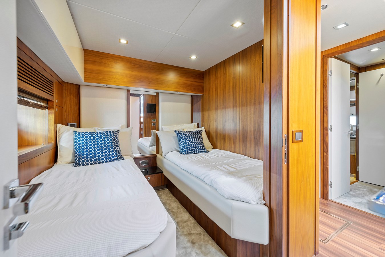 Sunseeker Motor Yacht GBXSK84PRD13 For Sale