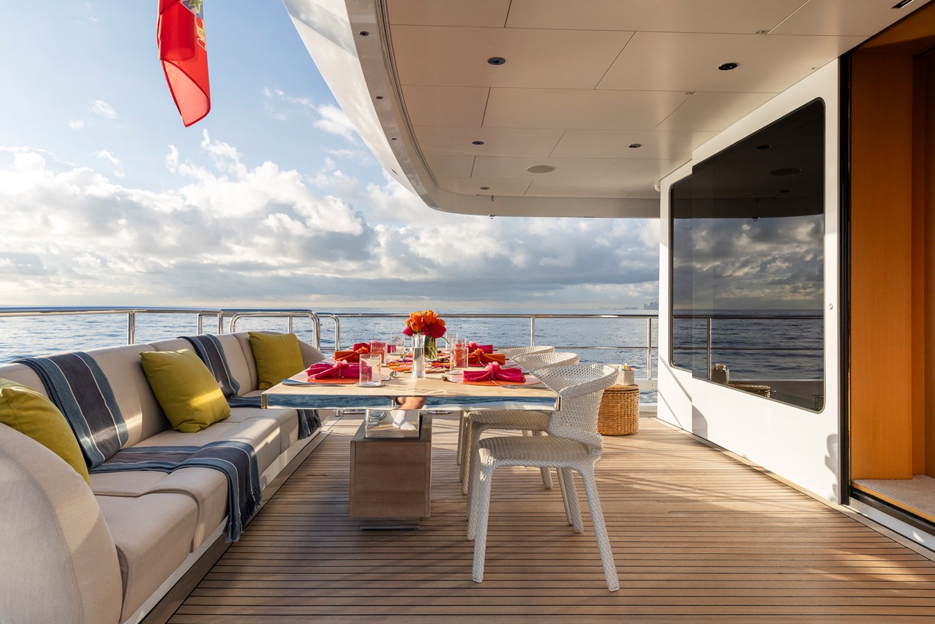 Feadship Motor Yacht GRAYCLIFFS For Sale