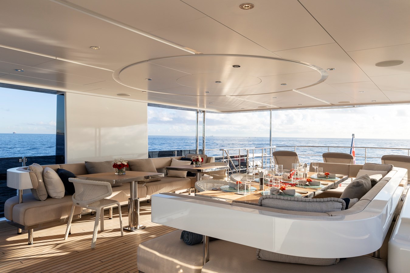 Feadship Motor Yacht GRAYCLIFFS For Sale
