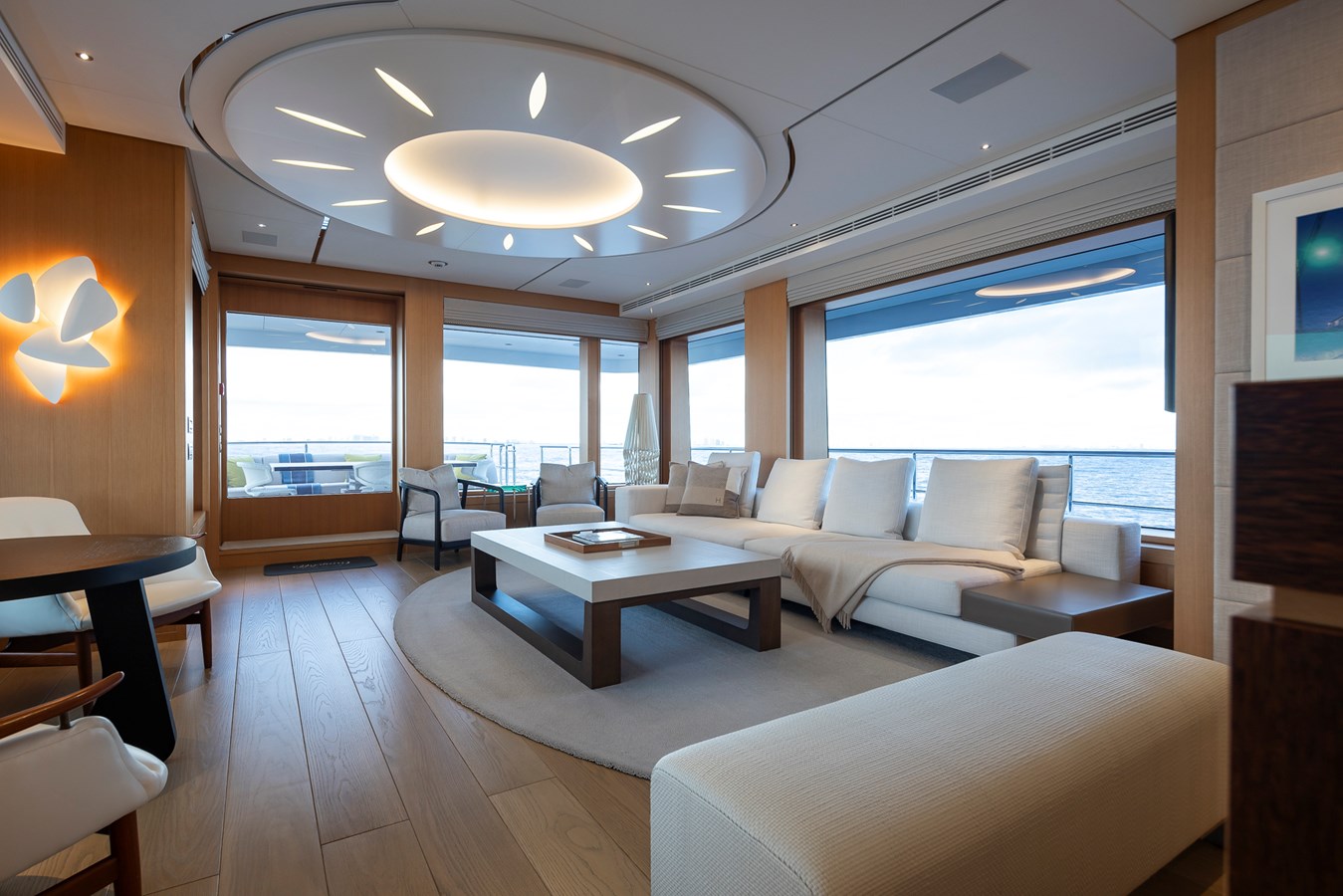 Feadship Motor Yacht GRAYCLIFFS For Sale