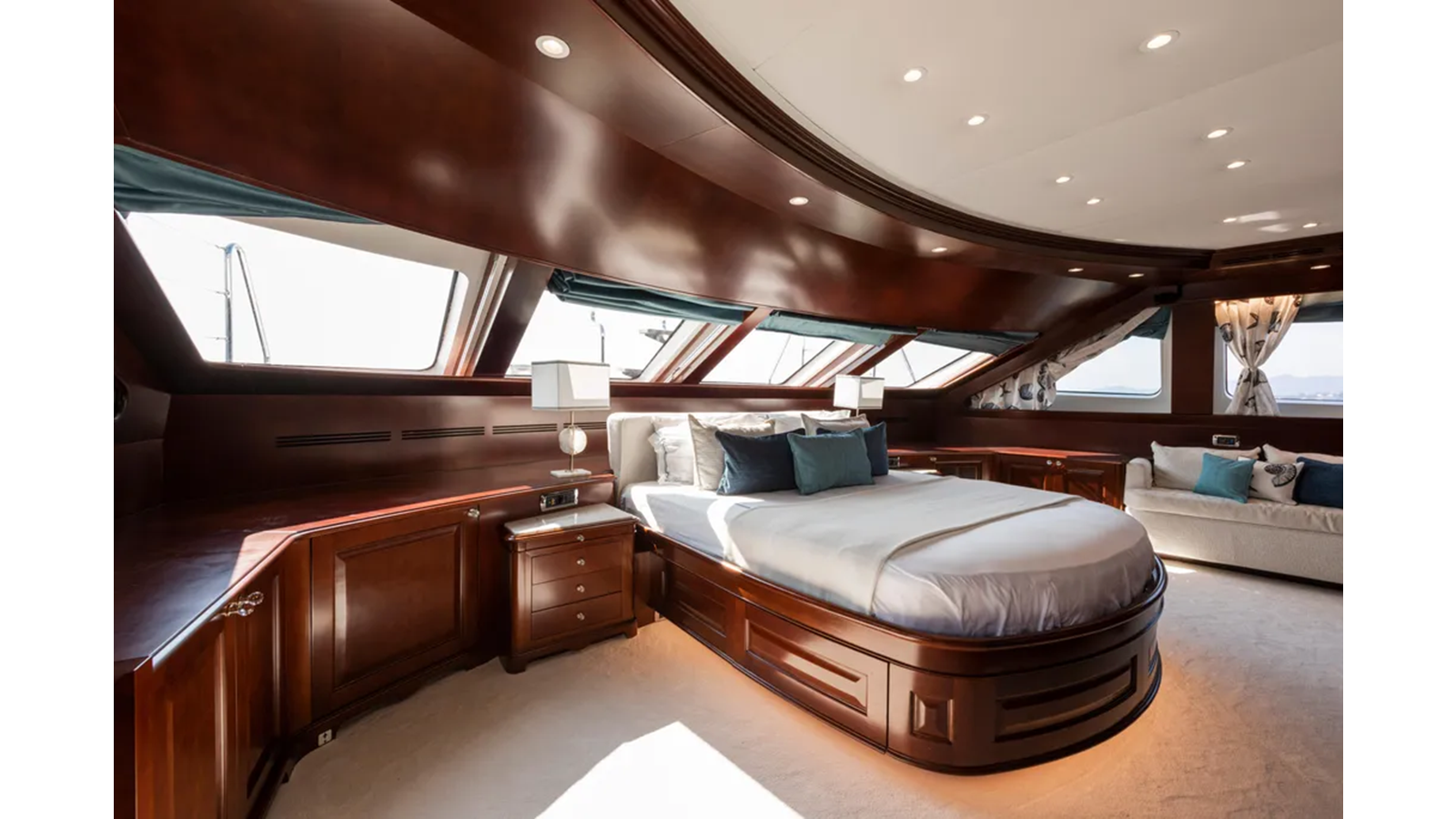 Azimut Yachts Motor Yacht 2008 Benetti classic 120 For Sale