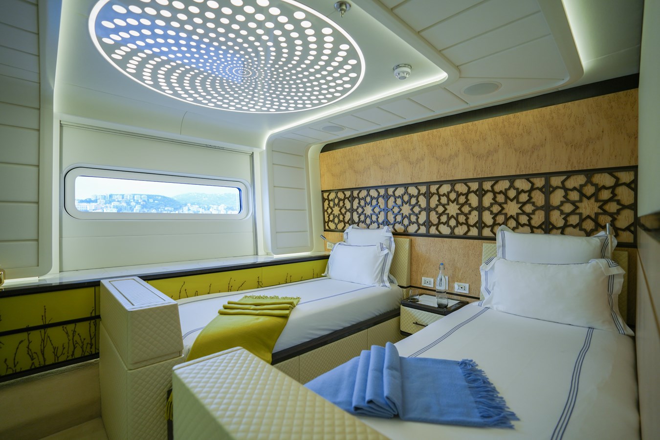 Palmer & Johnson Motor Yacht KHALILAH For Sale