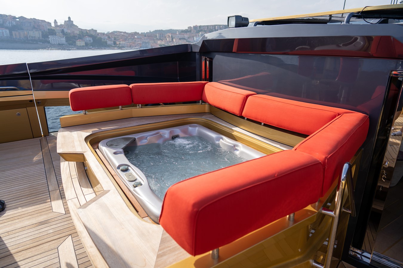 Palmer & Johnson Motor Yacht KHALILAH For Sale